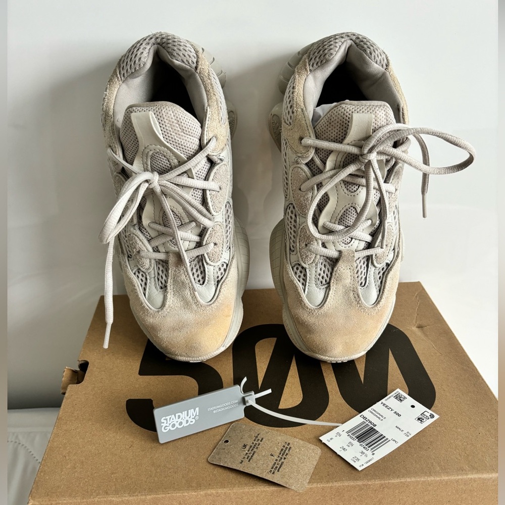 Adidas Yeezy 500 authentic size 5,5